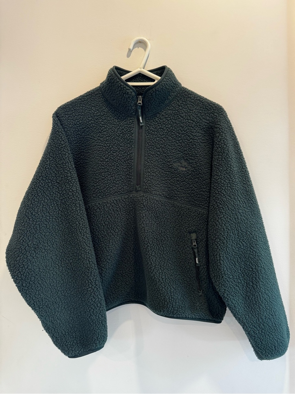 Aritzia TNA Polartec® Thermal Pro™ 1/2 Zip Hi-hip Sweater médium green